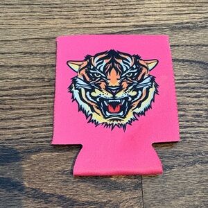 Aviator Nation koozie tiger